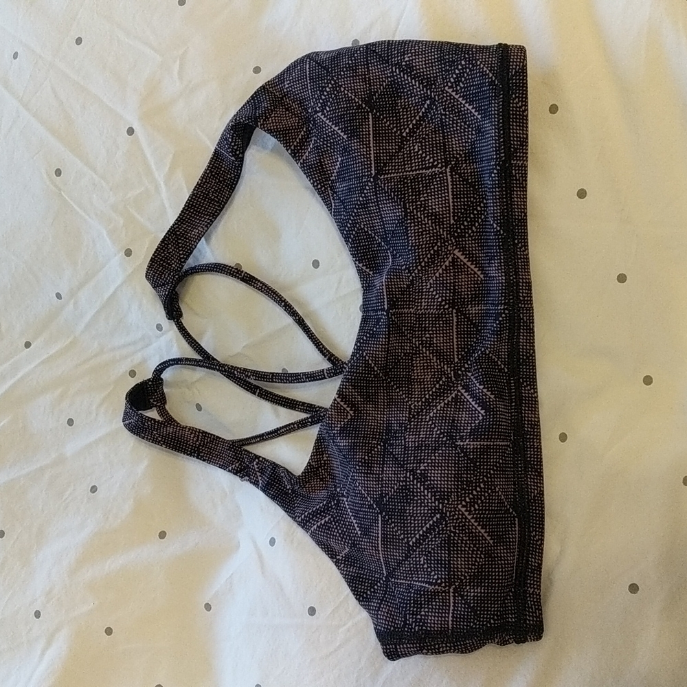 Lululemon Free To Be Bra